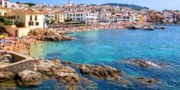 25 Amazing Places to Visit in Europe